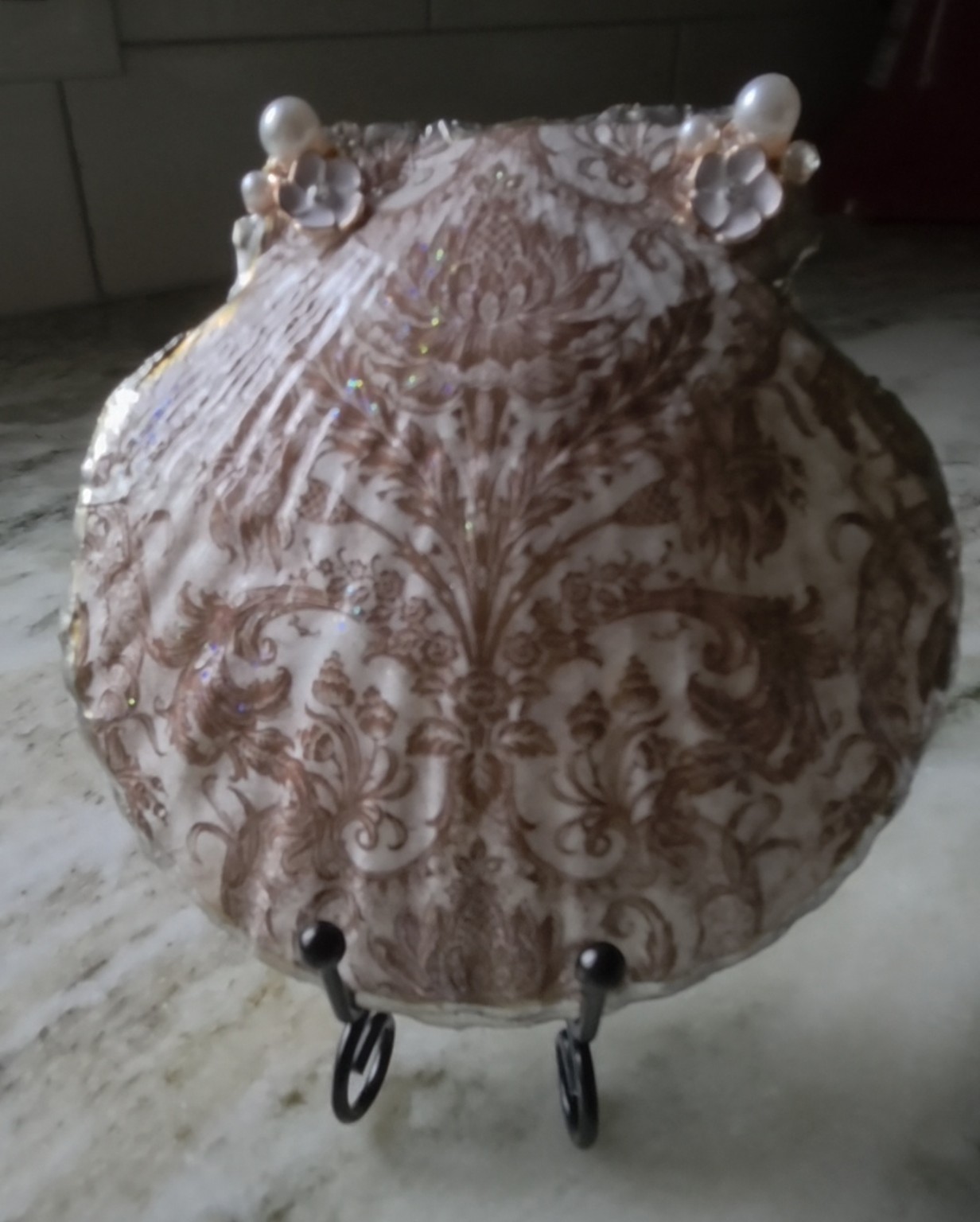 Vintage Damask Shell Dish